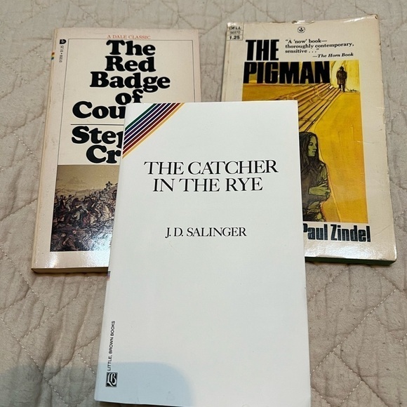 ***Donated***Young readers required reading Catcher in the Rye, Red Badge of - Picture 1 of 4